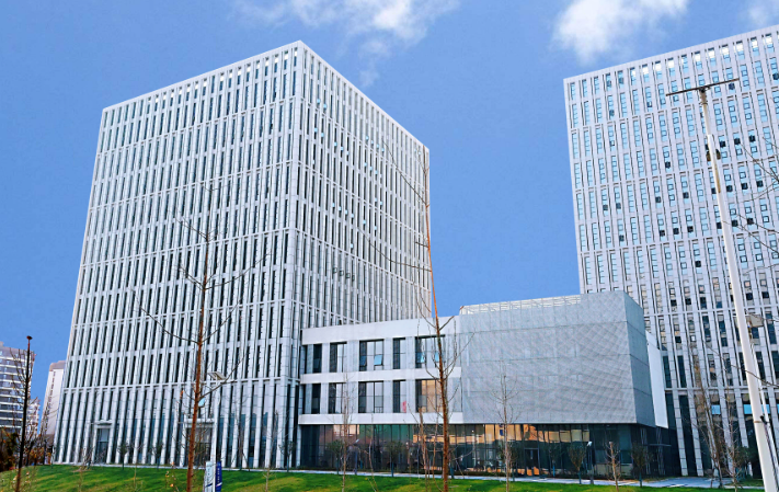 如何选择适合的医学检查项目：临床检查方案对比与建议